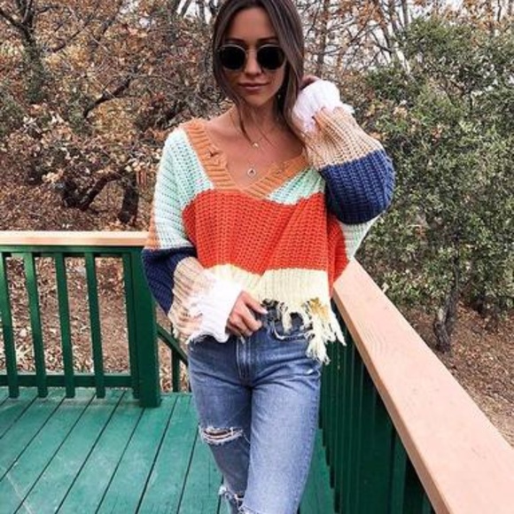 Rainbow sweater - Picture 14 of 15